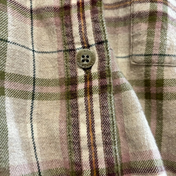 Long Flannel - Picture 3 of 6